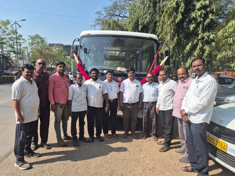 New bus delivery for the fleet, Shri Vyankatesh Tours and Travels