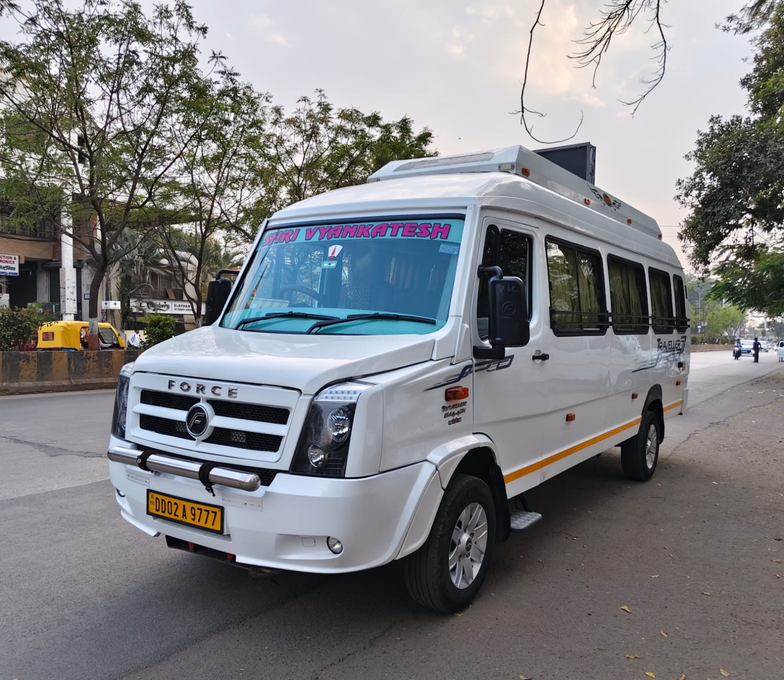 Shri Vyankatesh Tours and Travels office reception
